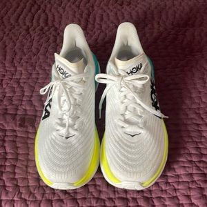 Hoka shoes, women’s Mach 5, size 8